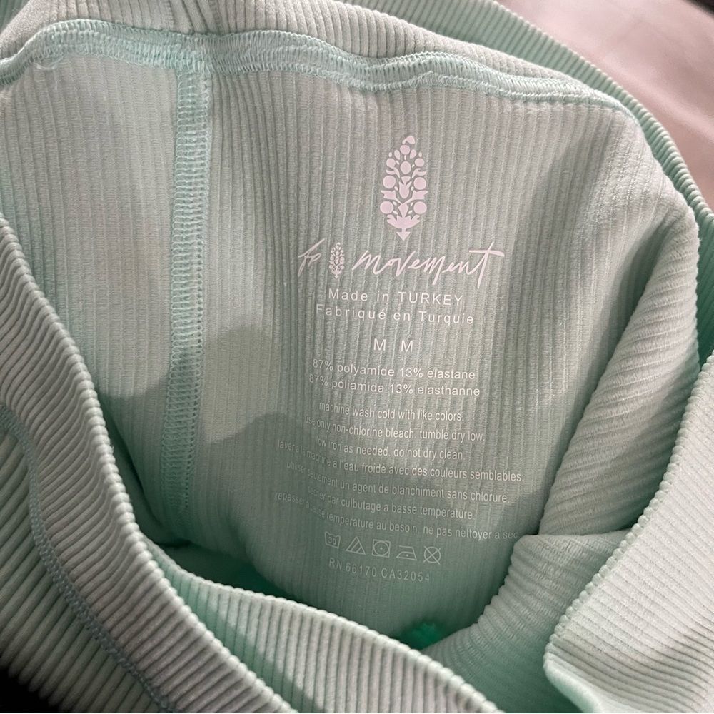 Free People Movement | NWT Free Throw Short in Turquoise Mint Size Medium - Picture 12 of 12